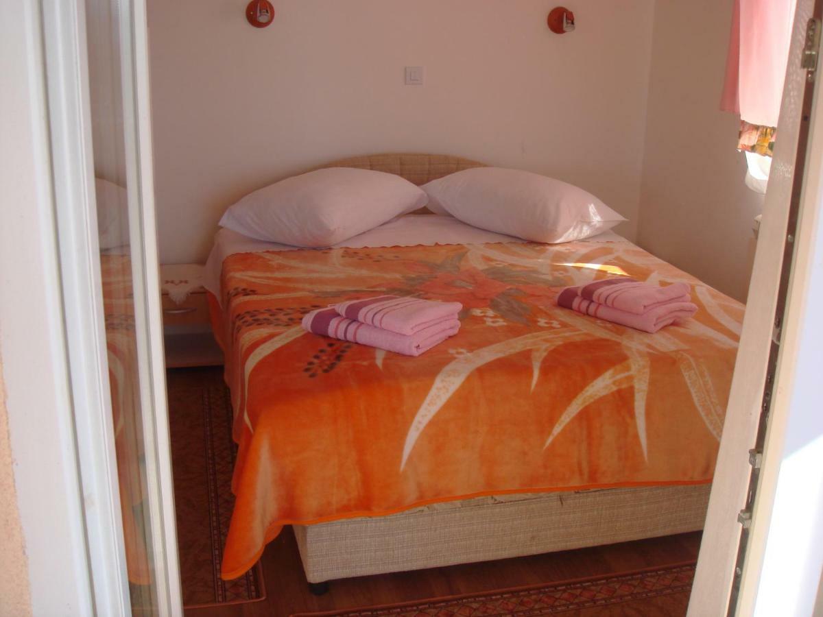 Apartmani Tanja Sveti Juraj Exterior photo